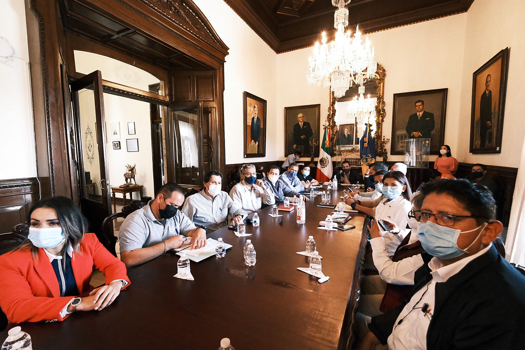 24 Feb 2022 . Secretaría General . Autoridades de los tres niveles de gobierno se reúnen con representante de PEMEX para establecer ruta de trabajo por derrame de hidrocarburos en “Los Chorros de Tala”.